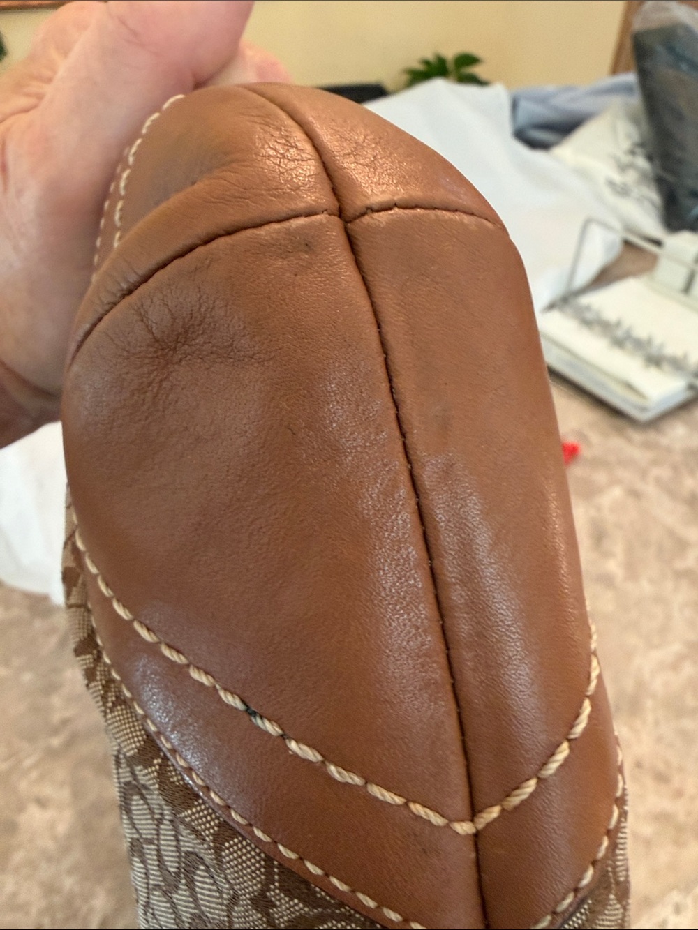 Coach Vintage Signature Soho Crossbody Buckle Suede Studded Bag & Wristlet - Picture 8 of 17